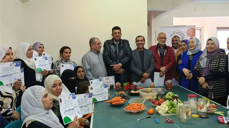 الجيزة تنظم دورات للسيدات لإقامة مشروعات صغيرة ومتناهية الصغر
