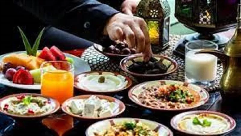 زيادة الوزن .. أبرز أضرار الصيام بدون سحور على الجسم
