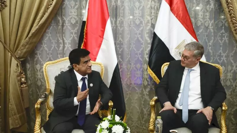 وزير البترول يبحث مع نظيره اليمنى الفرص الاستثمارية في التعدين