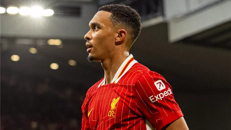 شاهد .. ترينت الكسندر يتعادل لليفربول فى شباك أستون فيلا