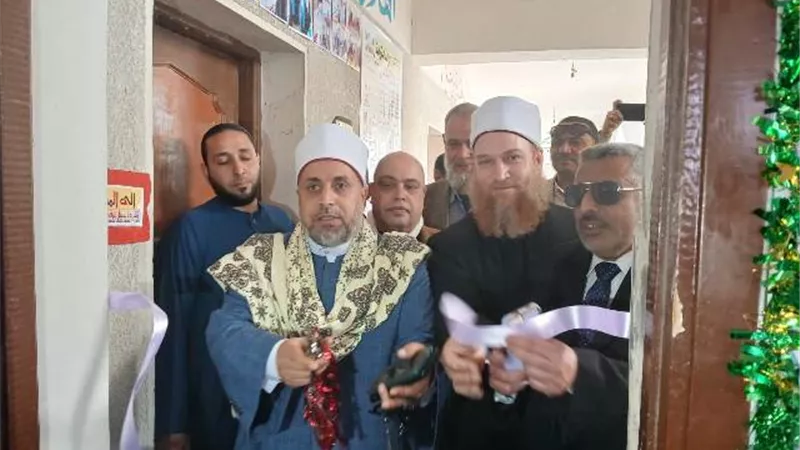 رئيس أزهر الشرقية يفتتح مكتبة كفر حافظ بأبوحماد