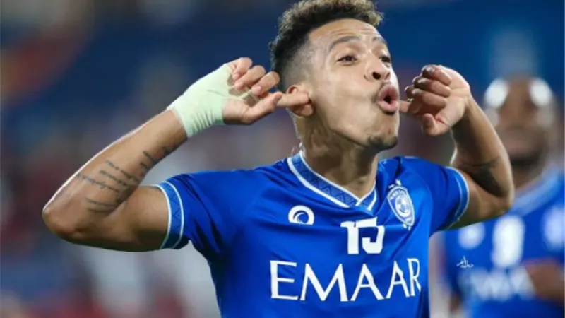 تقارير.. زينيت يقترب من التعاقد مع نجم الهلال مقابل 20 مليون يورو