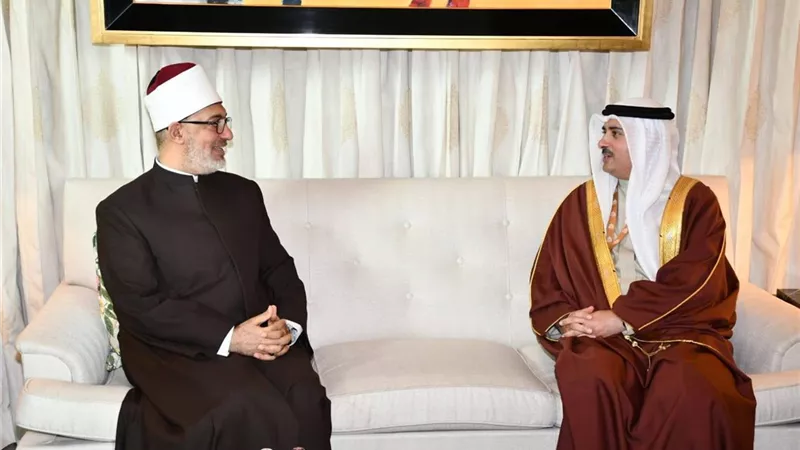 مفتي الجمهورية يلتقي وزير العدل البحريني لبحث سُبل التعاون