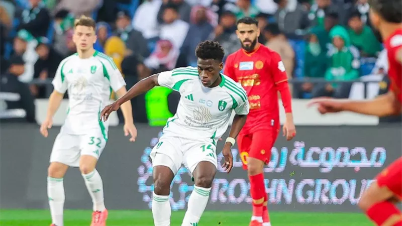 الدوري السعودي.. الأهلي يفوز علي ضمك بثنائية