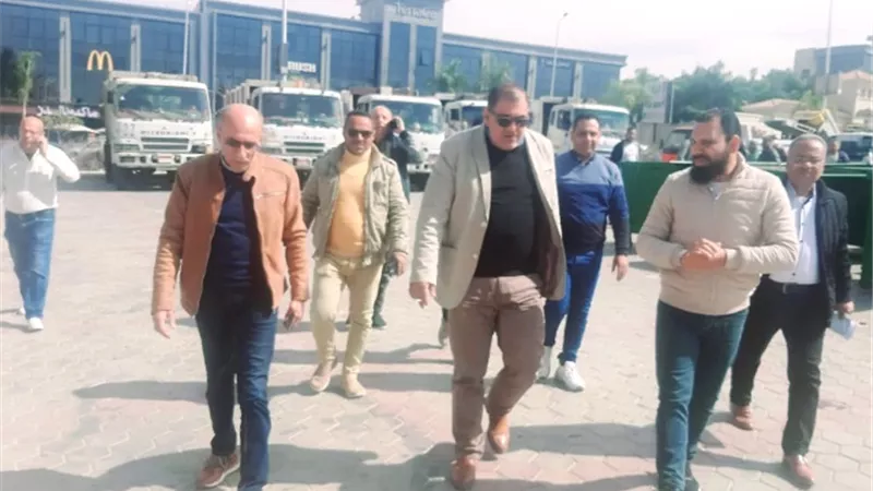 رئيس جهاز الشروق يكشف عن تحسين أهم الخدمات الميدانية فى المدينة.. صور