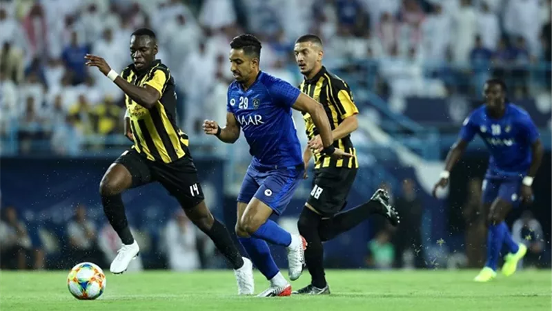 موعد مباراة الاتحاد والهلال السعودي والقنوات الناقلة