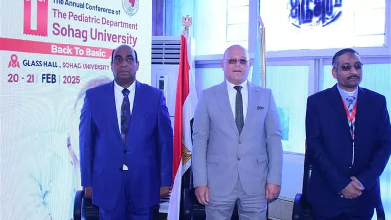 النعماني يفتتح المؤتمر العلمي السنوي الأول لقسم طب الأطفال