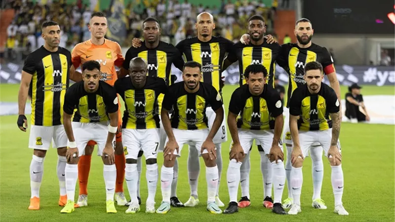 بنزيما وديابي يقودان الهجوم.. تشكيل الاتحاد امام الهلال