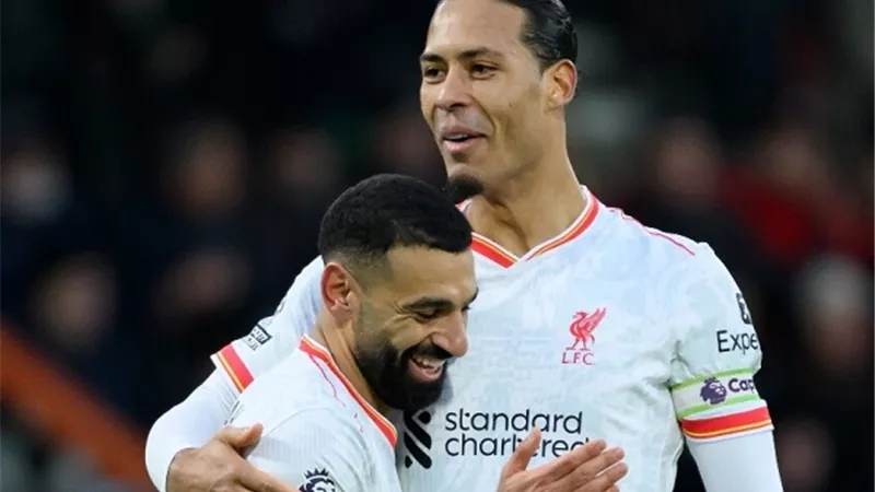 لاعب بورنموث بديلا لنجم ليفربول بنهاية الموسم