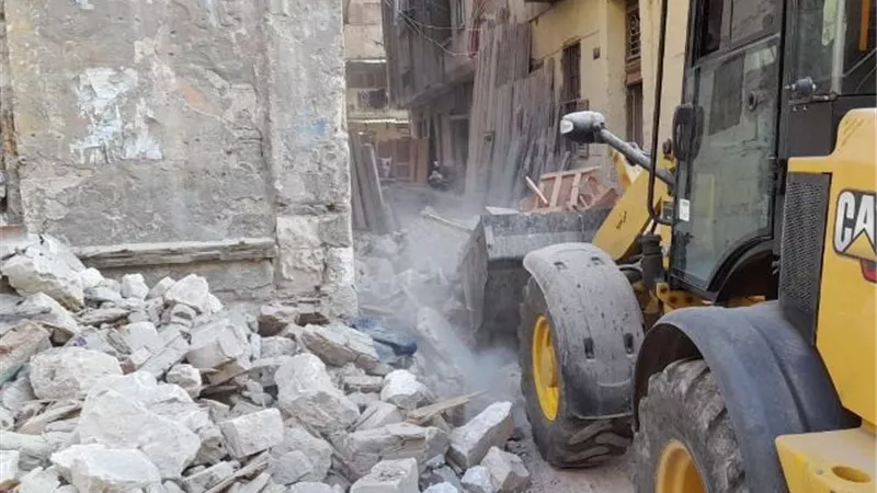 رفع 85 طن رديم وانقاض مخلفات بكرموز غرب الاسكندرية