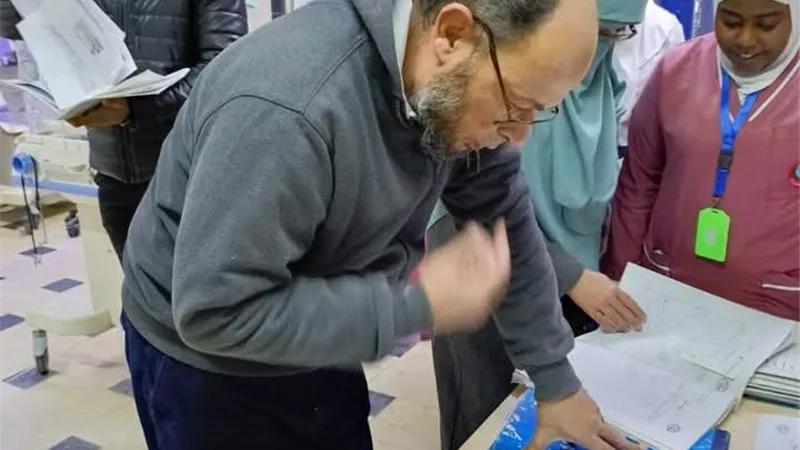 لجان مكبرة للمرور المفاجئ على مستشفيات مطروح