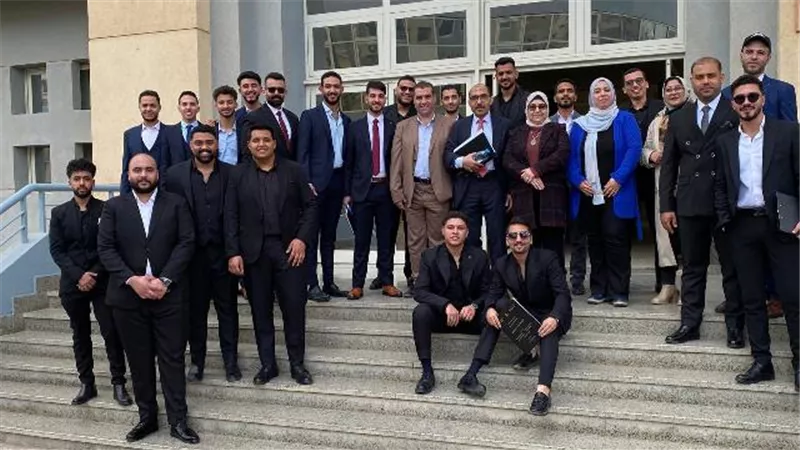 كلية هندسة الجامعة المصرية الروسية تكشف عن أهم مشروعات الطلاب.. صور