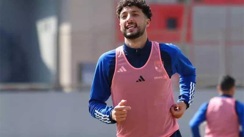 بدلاء الأهلي أمام الزمالك.. أبو علي وبن شرقي والعش الأبرز