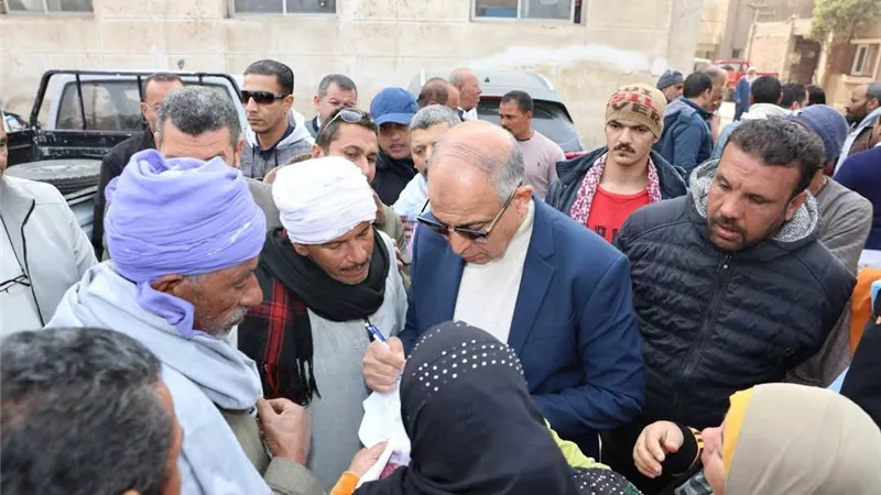 كدواني يتابع انتظام سير العملية التعليمية بمدرسة سمالوط الثانوية