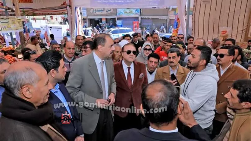 محافظ سوهاج يفتتح سوق اليوم الواحد بمدينة المنشاة