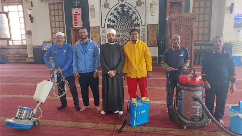 اوقاف البحرالأحمر تواصل حملات تطهير وتعقيم وتنظيف المساجد