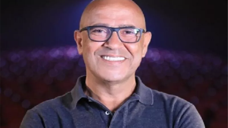 أشرف عبد الباقي يروج لمسلسل 
