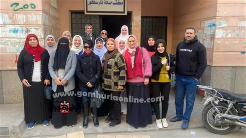 لجنة وزارة الصحة تشيد بخدمات الوحدات الصحية بدمياط