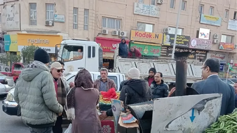 جهاز الشيخ زايد يشن حملات مكبرة لإزالة الإشغالات والباعة الجائلين صور