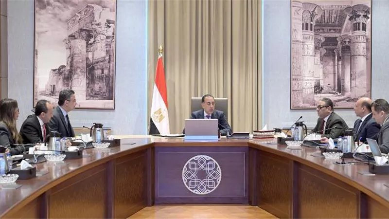 رئيس الوزراء يتابع مع وزير التموين جهود حوكمة منظومة الدعم