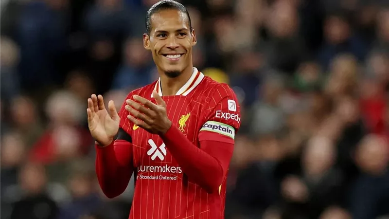 ريال مدريد يحسم موقفه من التعاقد مع فان دايك