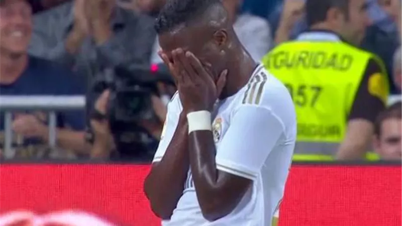 رئيس رابطة الدورى الإسبانى : يجب أن يتوقف ريال مدريد عن البكاء