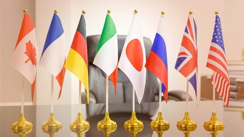 بريطانيا تناقش مع حلفائها إمكانية عودة روسيا إلى مجموعة السبع