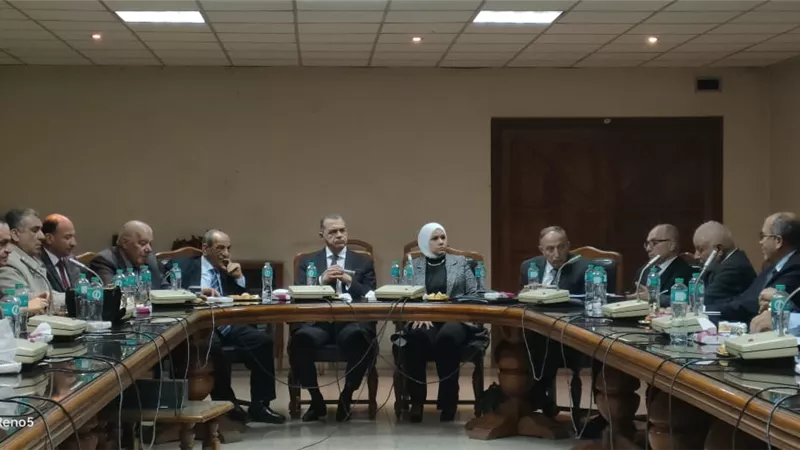 كيلاني:نعمل مع مصلحة الضرائب لضمان التزام المحاسبين بالمعايير