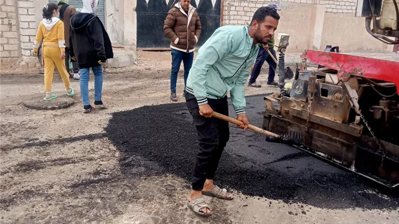 شعيب يتابع تنفيذ الخطة الاستثمارية واعمال مد البنية التحتية