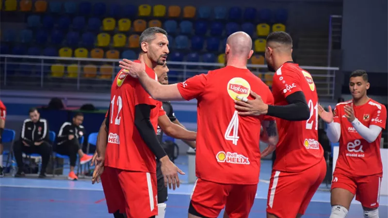 رجال الأهلي يواجه سموحة في ربع نهائي دوري الطائرة