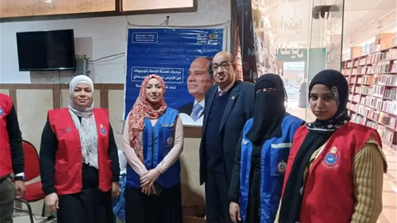 يوما طبيا لمعلمين الإسماعيلية وأسرهم ..صور