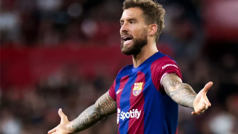 برشلونة يضرب أتلتيكو مدريد بالهدف الثالث - شاهد