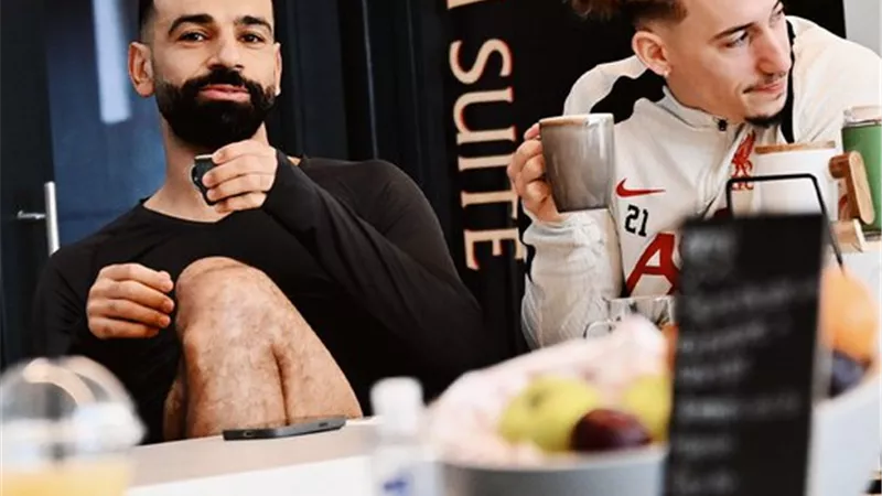 شاهد بالفيديو .. محمد صلاح من مقر تدريبات ليفربول أمس
