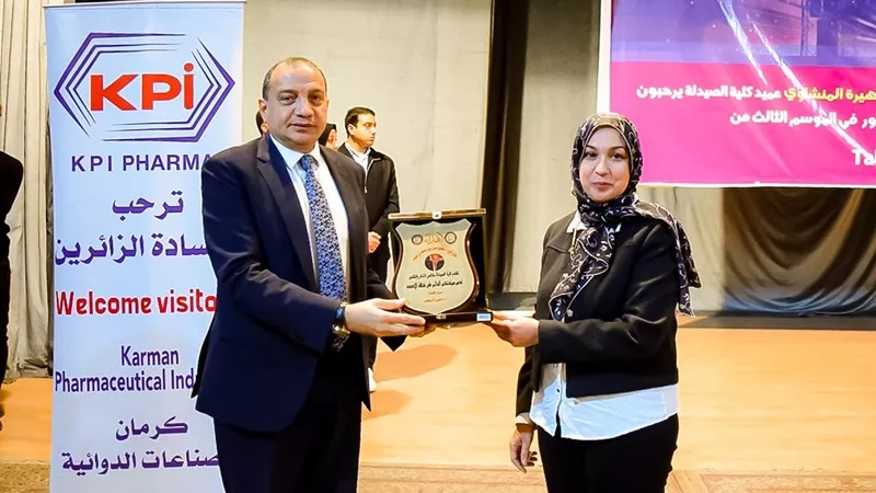 رئيس جامعة بني سويف يشهد فعاليات 