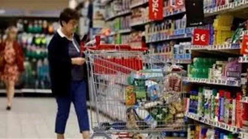 معدل التضخم المرتفع يجبر البلجيكيين على التسوق في فرنسا