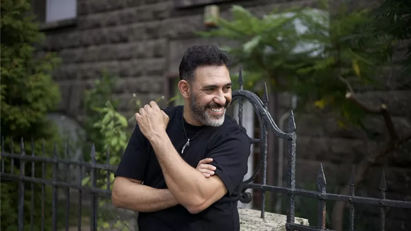 أول تعليق من عمرو مصطفى بعد إصابته بالسرطان