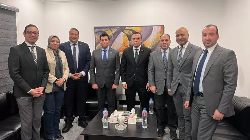 صبحى يناقش قضايا الشباب والرياضة مع أعضاء مجلسي النواب والشيوخ