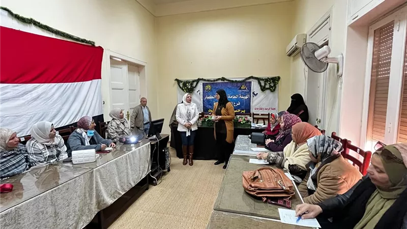 تمكين معلمي الفرصة الثانية من مهارات التعامل مع الكبار