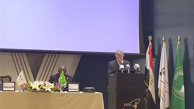 مصر تستعد لإطلاق قمرين صناعيين لرصد تأثير التغيرات المناخية