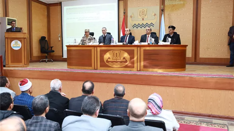 تنفيذى كفرالشيخ يناقش عددًا من الموضوعات والقرارات الخدمية