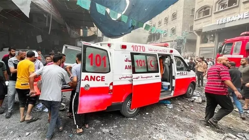 الهلال الأحمر:تلقينا استغاثات من عائلات عالقة في مخيم نور شمس