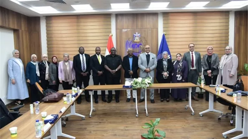رئيس هيئة الدواء المصرية يستقبل وفد هيئة تنظيم الأدوية بدولة زامبيا