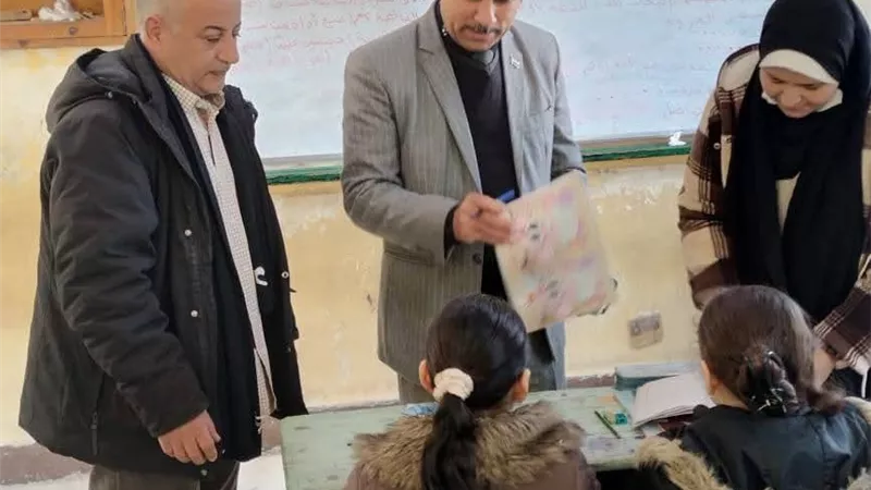 مدير تعليم الخانكة يتابع مدارس القلج