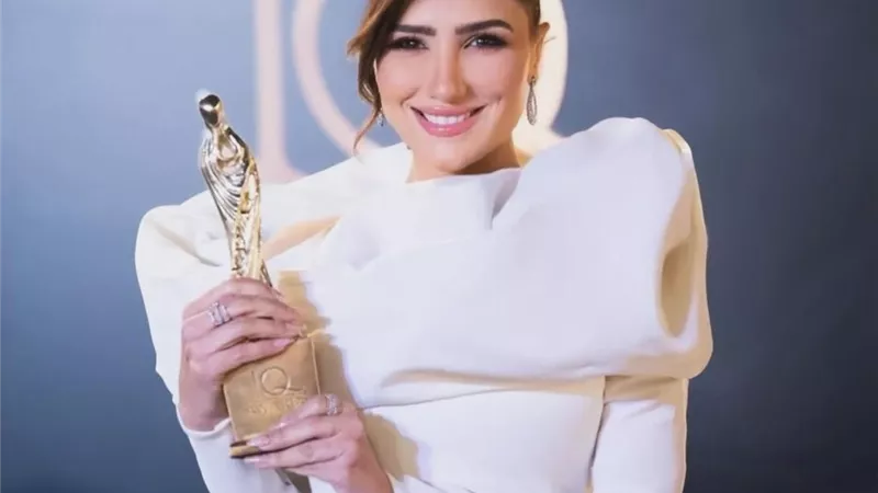 مى عمر عن تكريمها من مهرجان العراق: سأسعى لتقديم الأفضل