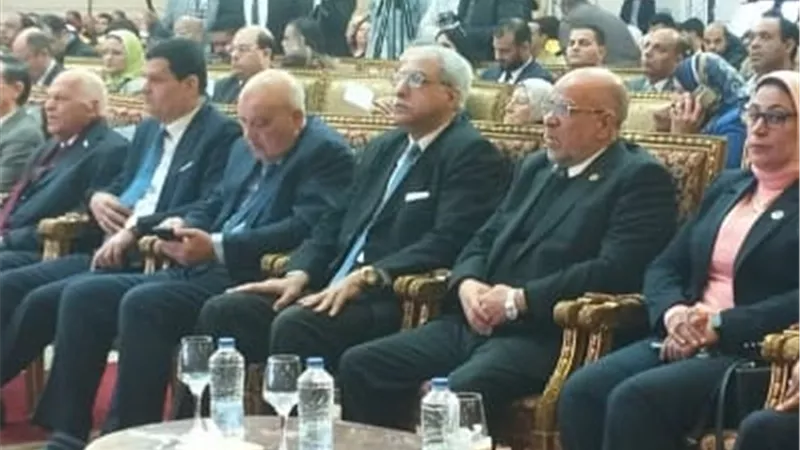 مدير تعليم القليوبية يشارك فى مؤتمر جريدة الجمهورية