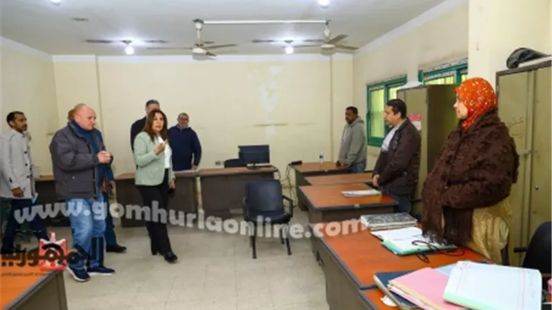 وزيرة التنمية المحلية : إحالة 25 موظف بمجلس مدينة الخصوص للتحقيق