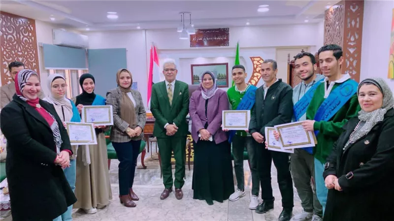 تعليم الإسماعيلية تتصدرالجمهورية في أوائل الطلبة للمرحلة الثانوية