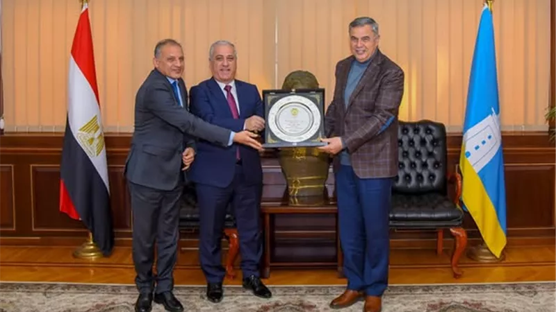 محافظ الإسكندرية يلتقي رئيس 