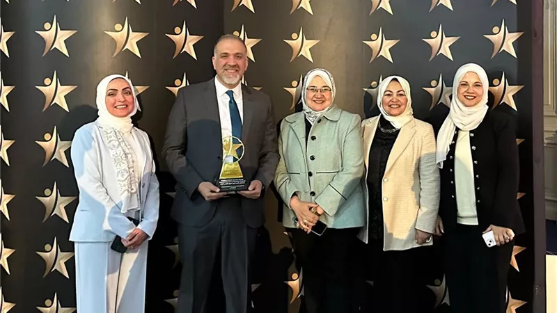 فوز مستشفى الثدي بالجائزة الذهبية لأفضل مشروع لتطوير برامج المرضى