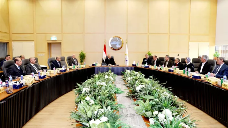 كامل الوزير : ضرورة التوسع في فتح مجالات عمل للشركة خارج مصر